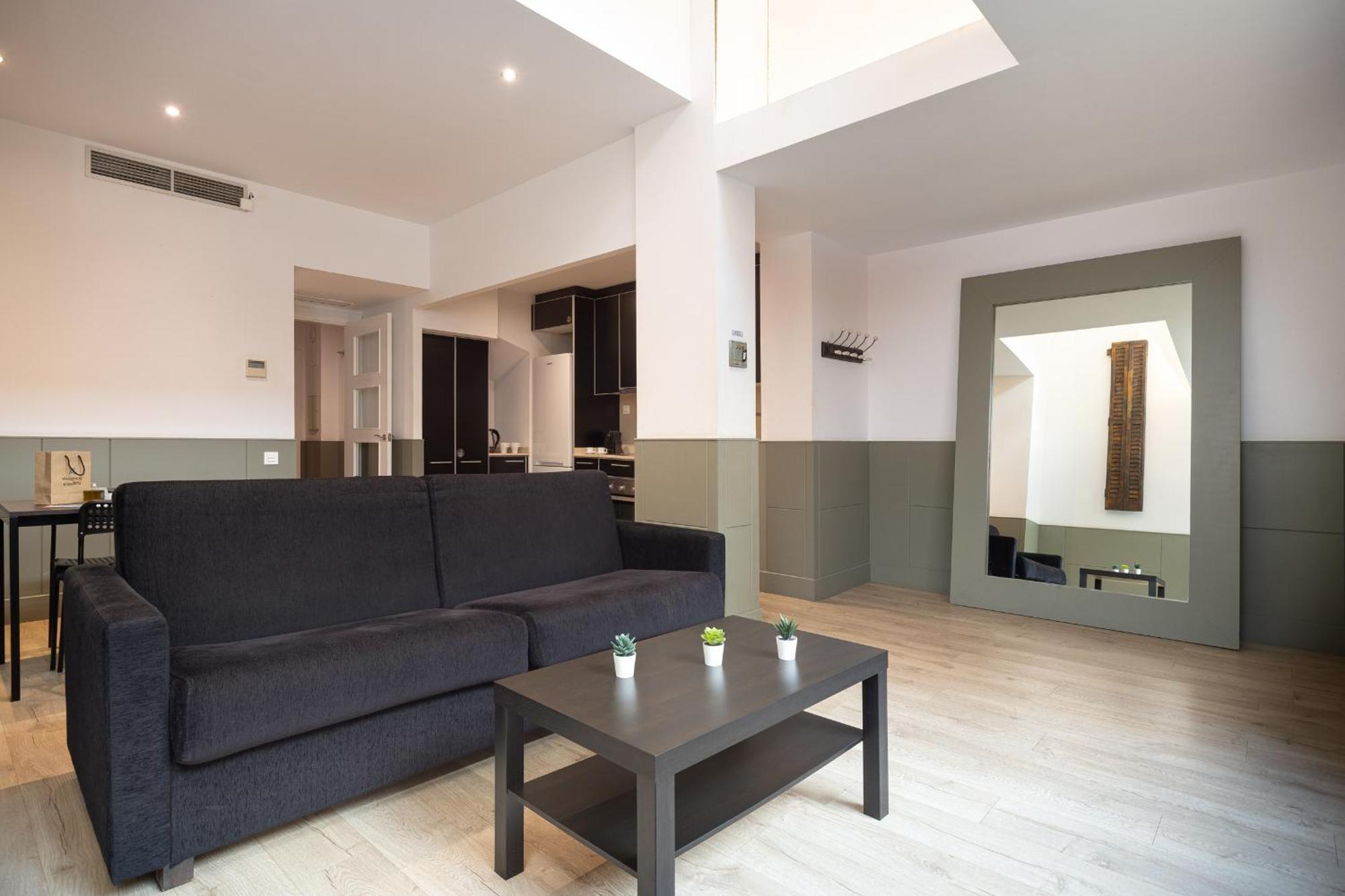 Apartmán Enjoybcn Patio De Gala Barcelona Exteriér fotografie
